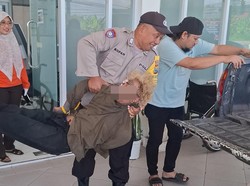 Anak Punk Bacok Lansia di Jombang Saat Cari Rumput, Pelaku Dimassa