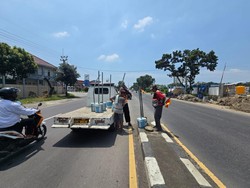 Polisi Tutup 186 U-Turn di Jalur Pantura Indramayu Selama Mudik Lebaran