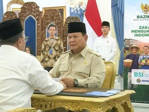 Presiden, Wapres, dan Para Menteri Tunaikan Zakat, Terkumpul Rp 3,8 M