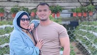 Kisah Viral Pria Nikahi Wanita 23 Tahun Lebih Tua, Istri Sering Dikira Ibunya