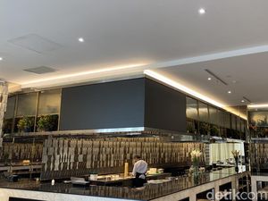 Sensasi Ngopi Pagi dari Atas Ketinggian Trans Hotel Jakarta