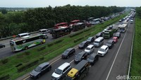 Arus Mudik Lebaran Mulai Padati Tol Cipali