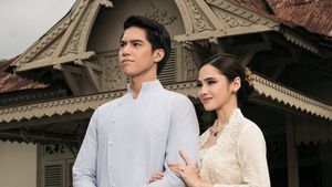 Potret Prewedding El Rumi & Syifa Hadju, Memukau Dengan Gaya Tradisional