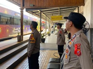 Kesiapan Polisi Hadapi Lonjakan Pemudik di Stasiun Ciamis