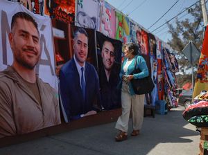 Merchandise Menteri Keamanan Meksiko Harfuch Viral Usai Bos Kartel Tewas