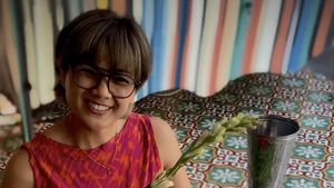 Hiks! Rambut Nirina Zubir Rusak Parah karena Gagal Bleaching