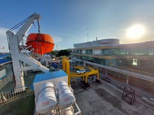 Pemudik dari Pulau Jawa ke Sumatera Makin Ramai