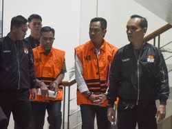 6 Fakta Bupati Cilacap Peras Anak Buah Ratusan Juta Buat THR