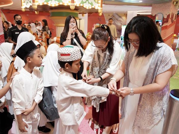 Ramadan di Mal, Ngabuburit dan Berbagi Bersama Anak Yatim