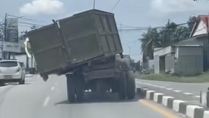 Viral Mobil Sampah DLHK Kendari Rusak-Dipaksa Beroperasi, Begini Faktanya