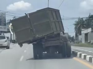 Viral Mobil Sampah DLHK Kendari Rusak-Dipaksa Beroperasi, Begini Faktanya