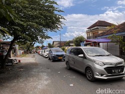 Antrean Kendaraan 16 Km Menuju Gilimanuk, Pemudik Terjebak 22 Jam