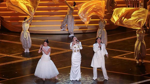 Momen HUNTR/X di Oscar: Perform Golden-Speech Kepotong Iklan