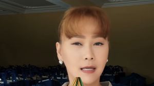 Momen Inul Daratista Gelar Ritual Berbagi Jelang Lebaran di Kampung Halaman