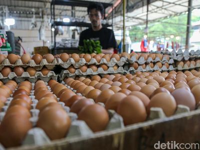 Jelang Lebaran, Harga Bahan Pokok di Pasar Ciputat Masih Stabil