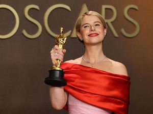 Video: Dari Jessie Buckley untuk Para Perempuan di Oscar