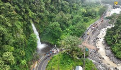 Kementerian PU Pastikan Jalur Mudik Sumbar Siap, Lembah Anai Dibuka 24 Jam