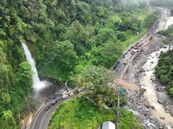 Kementerian PU Pastikan Jalur Mudik Sumbar Siap, Lembah Anai Dibuka 24 Jam