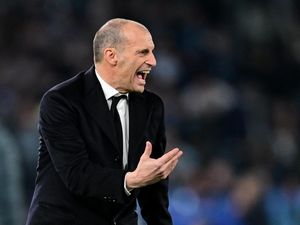 Milan Tumbang, Allegri Lupakan Scudetto