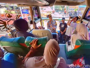 Senyum Perantau di Kabupaten Bandung Ikut Pulang Kampung Gratis