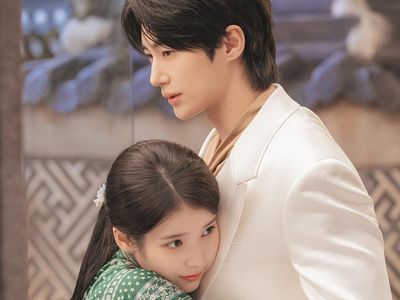 IU Peluk Byun Woo Seok, Siap Nikah Kontrak di Perfect Crown