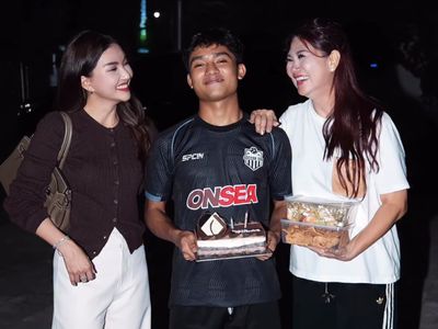 Intip Momen Sarwendah Beri Kejutan di Hari Ulang Tahun Betrand Peto