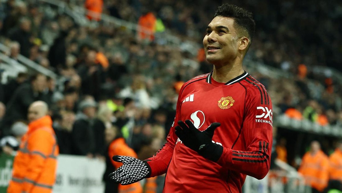 Casemiro tampil impresif untuk Manchester United di sepanjang 2025/2026. (Foto: Action Images via Reuters/Lee Smith)
