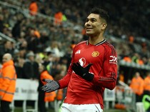 Casemiro Dikabarkan Pertimbangkan Bertahan di Man United!
