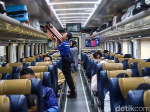 Rekor! PT KAI Jual 4 Juta Tiket Lebih Selama Lebaran
