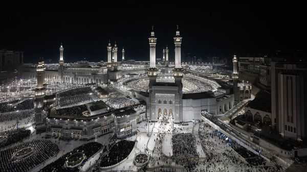 Masjid Terbesar di Dunia Penuh