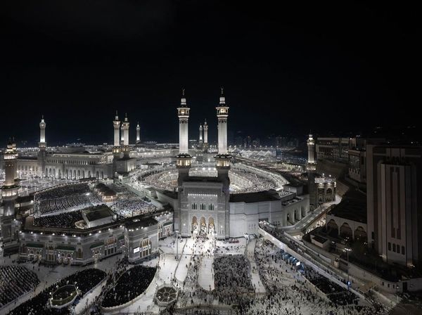 Masjid Terbesar di Dunia Penuh