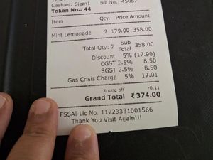 Viral! Kafe Tagih Biaya Krisis Gas untuk Pelanggan yang Pesan Minum