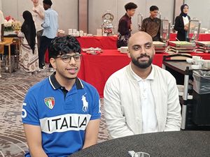 Imbas Perang Israel Vs Iran, Mahasiwa Timur Tengah di Surabaya Gagal Mudik