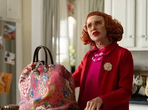 Cetak Sejarah, Amy Madigan Menang Oscar Setelah Nunggu 40 Tahun