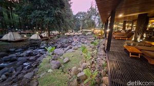 Potret Jolotundo Nganjuk Ramai Dikunjungi, Wisata Alam Favorit Pemudik Lebaran