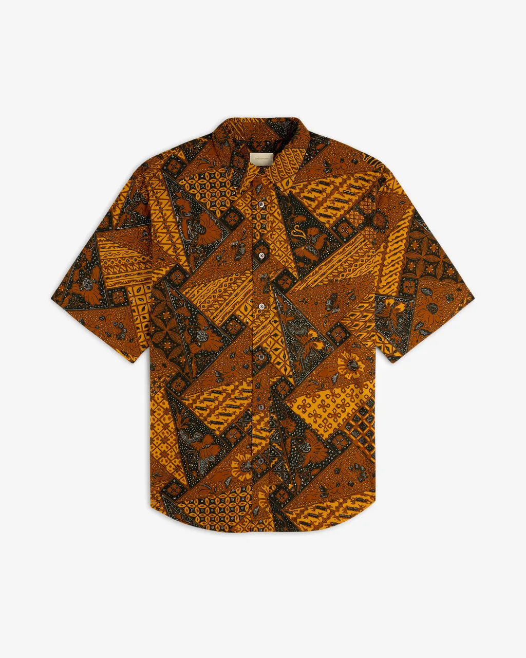 Brand asal AS, Aime Leon Dore, rilis produk bermotif batik dibuat di India dan dijual seharga 225 USD.