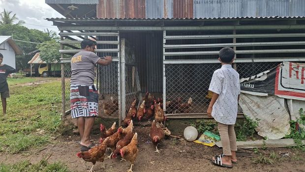 Aipda Yanrus Pake dirikan panti asuhan dan sekolah di Sumba