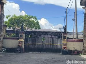 Garis Polisi Masih Membentang di New Star Denpasar