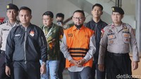 Gus Alex Langsung Diborgol! Eks Stafsus Yaqut Cholil Qoumas Resmi Ditahan KPK