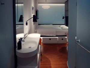 Fenomena Pintu Toilet Hotel Transparan Bikin Heboh, Sampai Muncul Situs Khusus