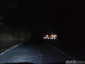 Cerita Pemudik Sumatera Keluhkan Banyak Lampu Jalan yang Mati di Lampung