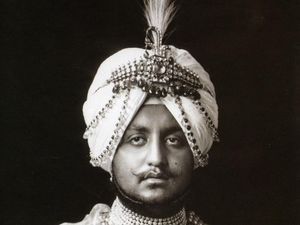 Siapa Sangka Raja Ini Punya 350 Selir Hingga Koleksi Puluhan Rolls-Royce