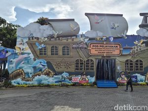 Pos Berkonsep Kapal Nyai Ageng Pinatih di Gresik Siap Manjakan Pemudik