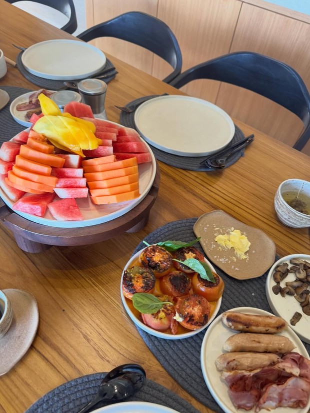 Potret makanan khas nusantara di Bali/ Foto: instagram.com/allstar_allallj Potret makanan khas nusantara di Bali.