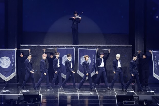 ZEROBASEONE sukses tampil memukau dalam konser encore 'Here & Now' dengan membawakan sejumlah lagu dari debut hingga rilisan terakhir.