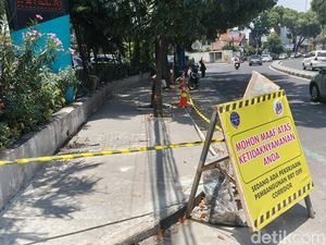 Wujud Proyek Halte BRT Bandung Raya yang Kini Dibekukan