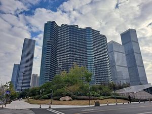 Apartemen Terpadat Dunia: 39 Lantai Dihuni 20 Ribu Orang!