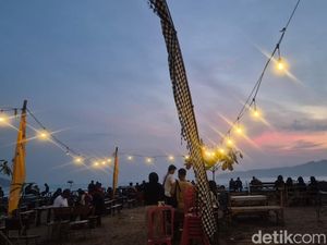 Mudik Asyik di Pacitan, Jalan-Jalan ke Museum hingga Berburu Senja