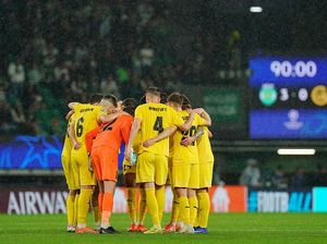 Selesainya Dongeng Bodo/Glimt