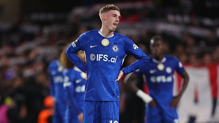LONDON, ENGLAND - MARCH 17: Cole Palmer of Chelsea looks dejected during the UEFA Champions League 2025/26 Round of 16 Second Leg match between Chelsea FC and Paris Saint-Germain FC at Stamford Bridge on March 17, 2026 in London, England. (Photo by E